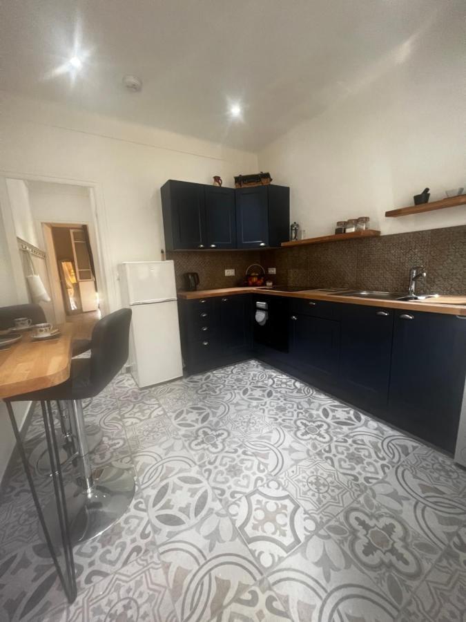 Sculptors Retreat Apartment Céret Екстериор снимка